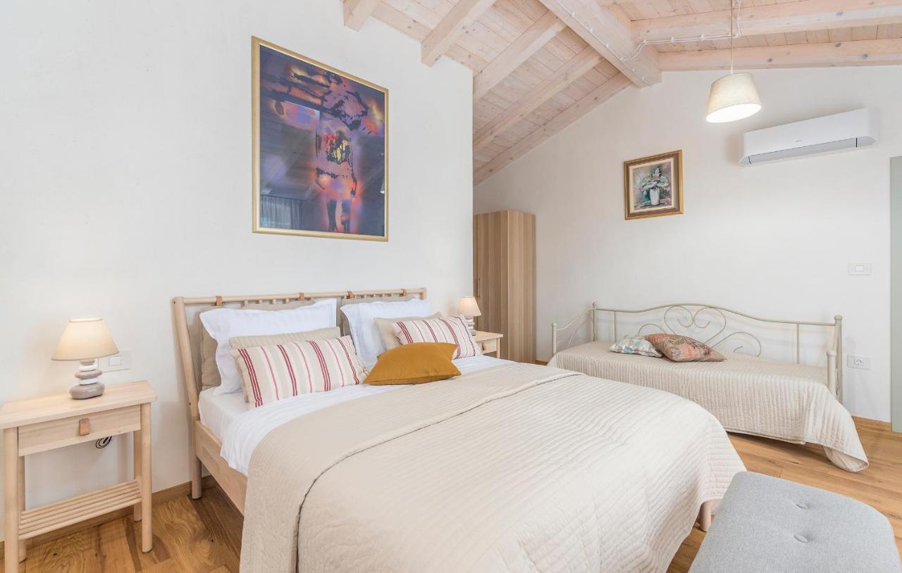 Villa-Osmium Smoljanci Екстериор снимка