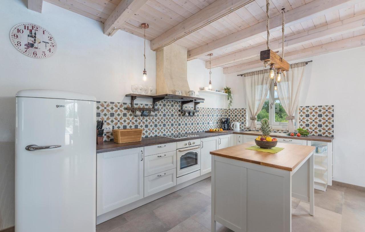 Villa-Osmium Smoljanci Екстериор снимка