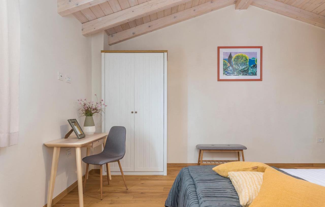 Villa-Osmium Smoljanci Екстериор снимка